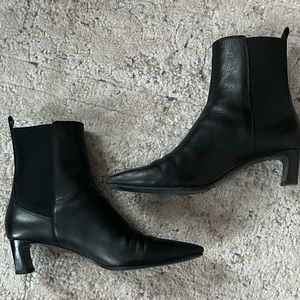 Black kitten heel boots